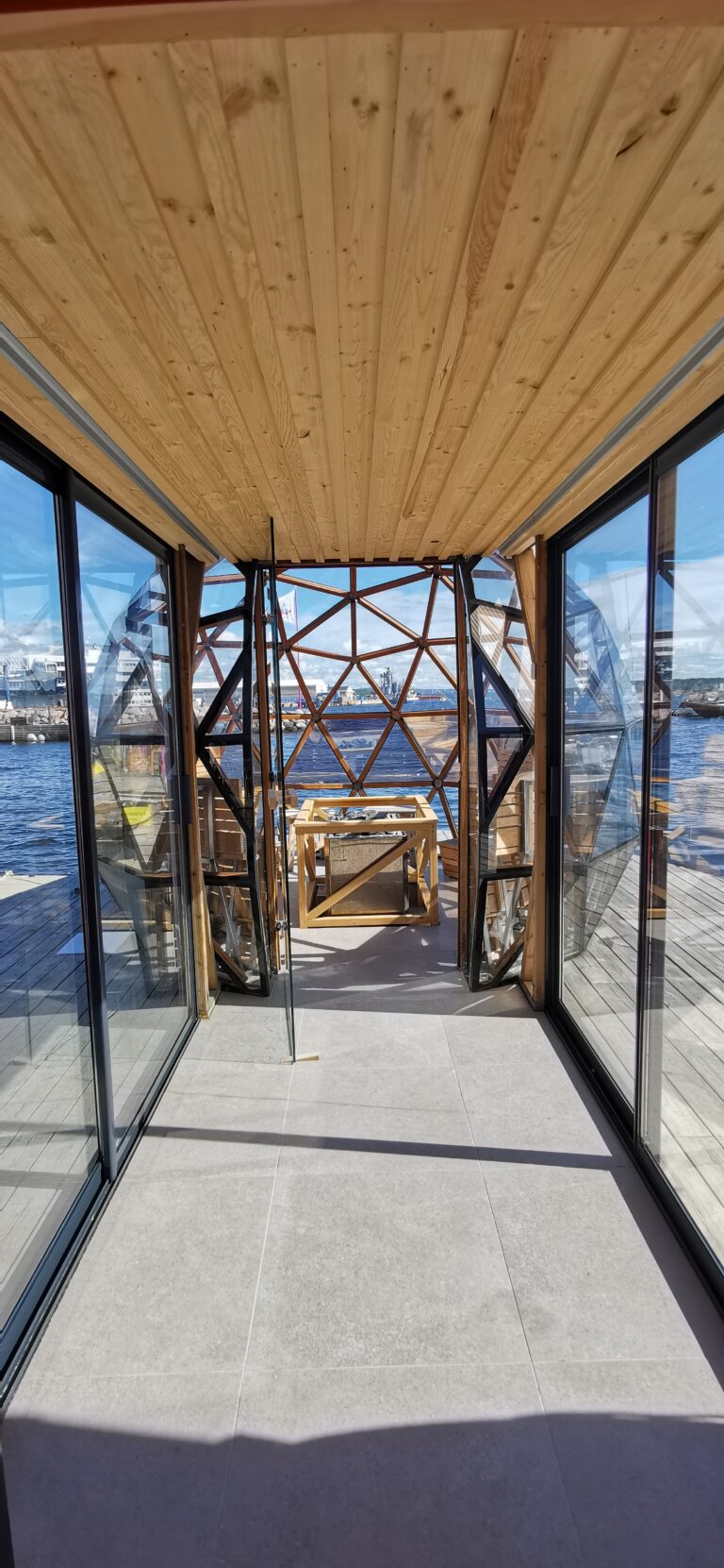 46542
